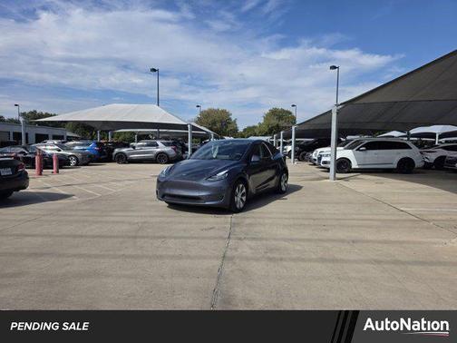 2023 Tesla Model Y Long Range Dual Motor All-Wheel Drive