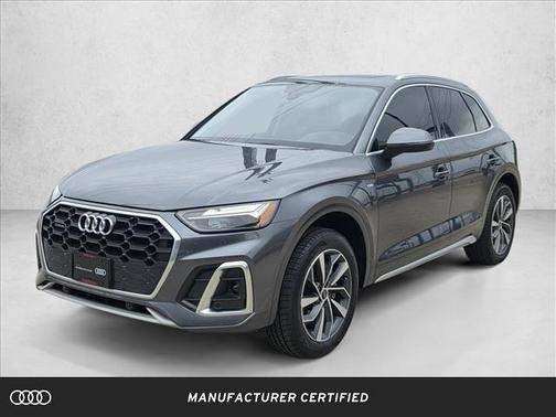 Daytona Gray Pearl Effect 2023 Audi Q5 45 S line Premium