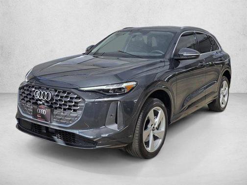 Tambora Gray Metallic 2026 Audi Q5 Premium Plus