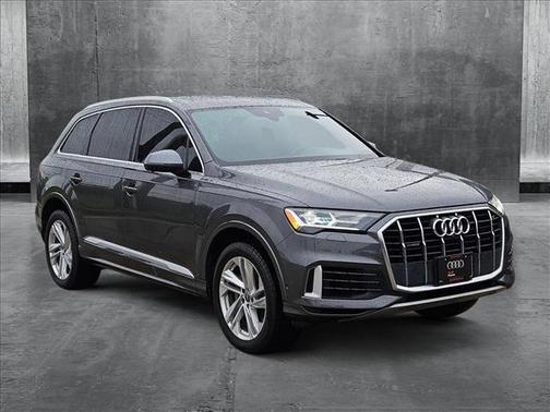2020 Audi Q7 55 Premium Plus