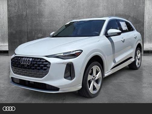 2025 Audi Q5 Premium Plus
