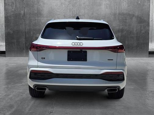 2025 Audi Q5 Premium Plus
