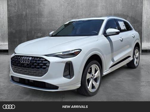 2025 Audi Q5 Premium Plus
