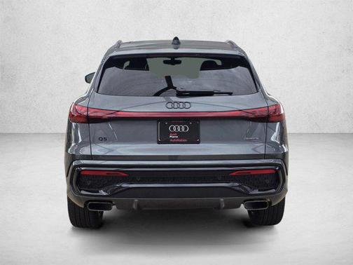 Daytona Gray Metallic 2026 Audi Q5 Premium Plus TFSI quattro S tronic