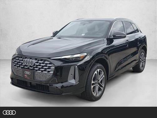 Mythos Black Metallic 2026 Audi Q5 Premium