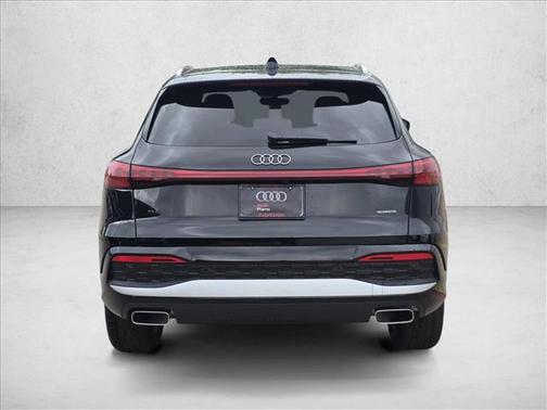 Mythos Black Metallic 2026 Audi Q5 Premium