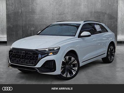 2025 Audi Q8 55 Premium