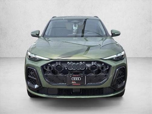 District Green Metallic 2026 Audi Q5 Premium Plus TFSI quattro S tronic