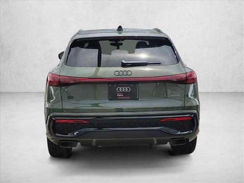 District Green Metallic 2026 Audi Q5 Premium Plus TFSI quattro S tronic