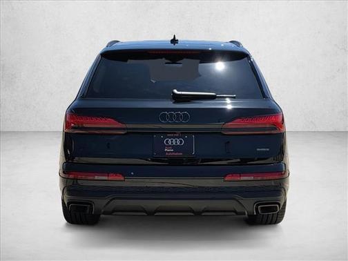 2025 Audi Q7 55 Prestige