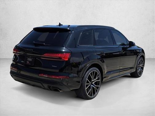 2025 Audi Q7 55 Prestige