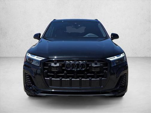 2025 Audi Q7 55 Prestige