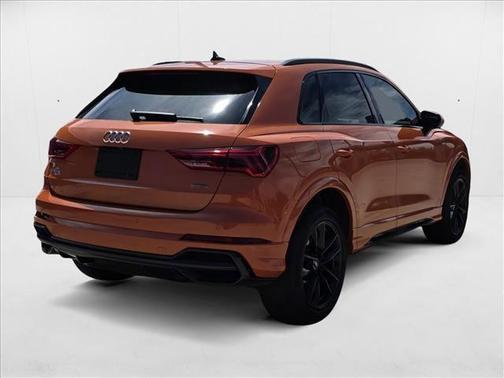 2022 Audi Q3 45 S line Premium