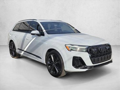 2026 Audi Q7 55 Premium Plus