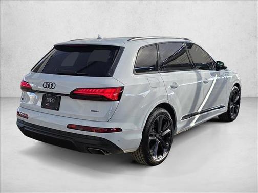 2026 Audi Q7 55 Premium Plus