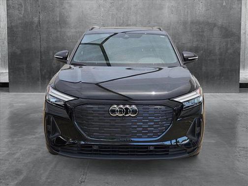 2024 Audi Q4 e-tron Premium Plus 55 quattro