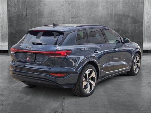 2025 Audi Q6 e-tron Prestige quattro