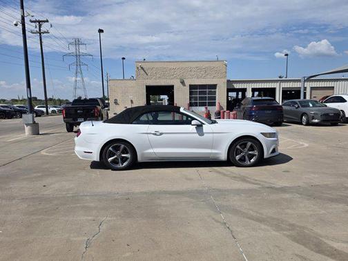 2016 Ford Mustang V6