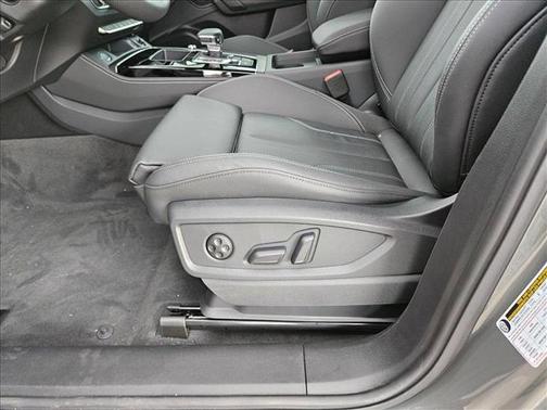 2025 Audi Q5 55 S line Premium Plus