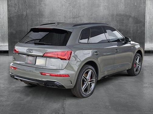 2025 Audi Q5 55 S line Premium Plus