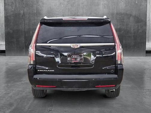 2017 Cadillac Escalade Premium Luxury