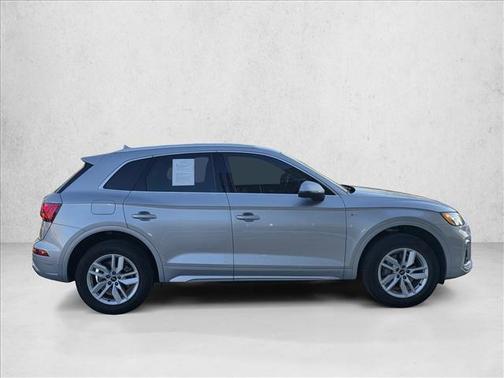 2022 Audi Q5 45 S line Premium