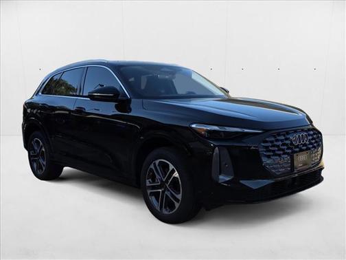 2025 Audi Q5 Premium