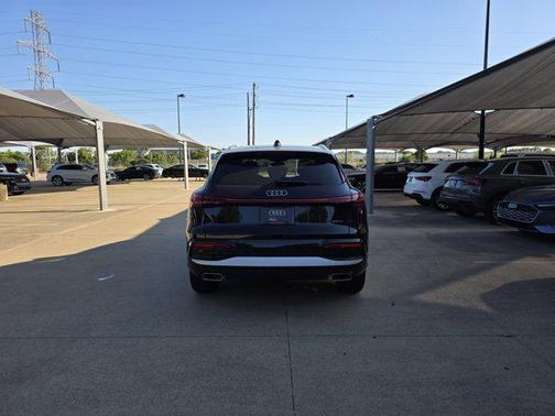 2025 Audi Q5 Premium
