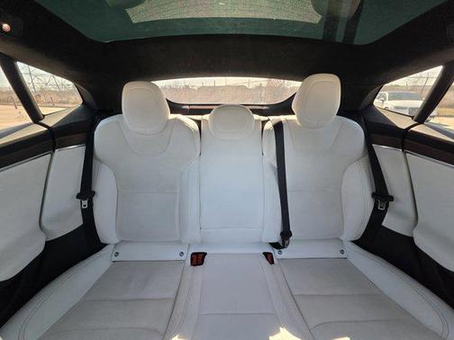 2022 Tesla Model S Dual Motor All-Wheel Drive