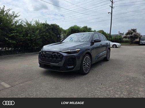 2025 Audi SQ5 3.0T Premium Plus