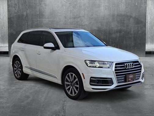 2019 Audi Q7 55 Prestige