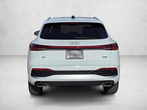 2025 Audi Q5 Premium TFSI quattro S tronic