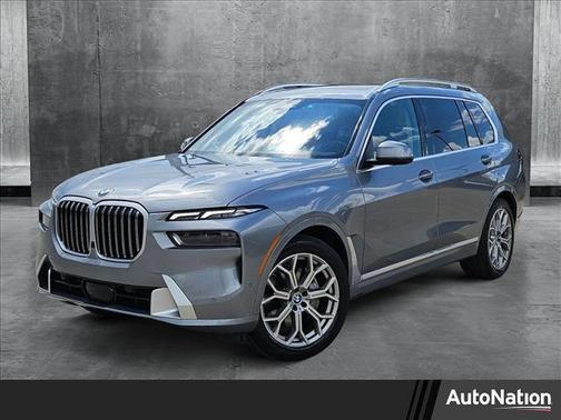 2025 BMW X7 xDrive40i