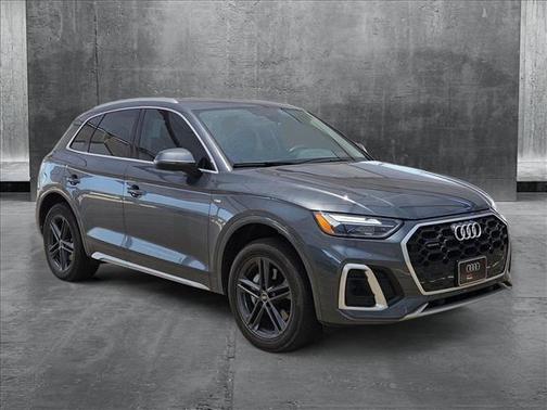 2023 Audi Q5 55 S line Premium