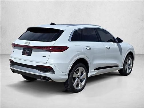 2025 Audi Q5 Premium Plus