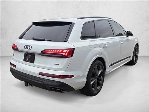 2026 Audi Q7 55 Premium Plus