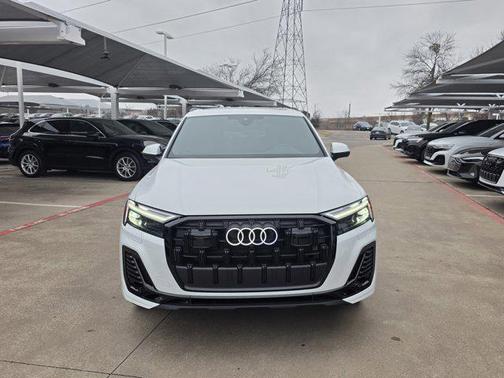 2026 Audi Q7 55 Premium Plus