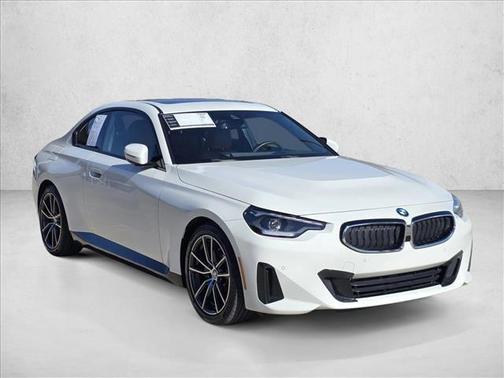 2023 BMW 230 i