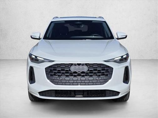 2025 Audi Q5 Premium TFSI quattro S tronic