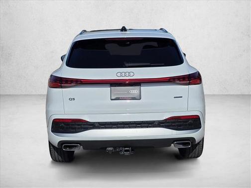 2025 Audi Q5 Premium TFSI quattro S tronic