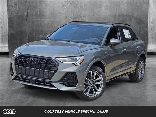 2025 Audi Q3 Premium 45 TFSI S line quattro Tiptronic