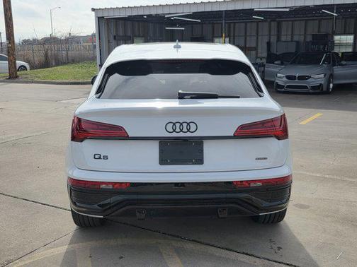 2024 Audi Q5 45 S line Premium Plus
