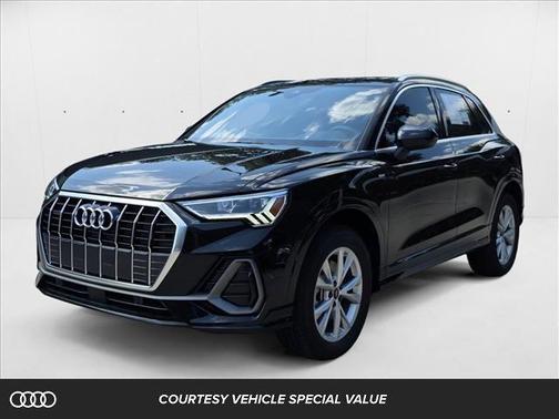 2025 Audi Q3 Premium 45 TFSI S line quattro Tiptronic
