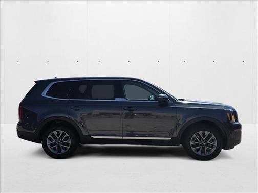 2024 Kia Telluride LX
