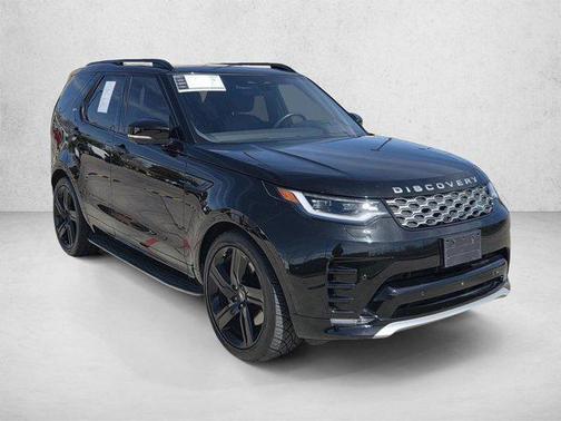 Black 2023 Land Rover Discovery P360 Metropolitan Edition