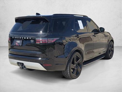 2023 Land Rover Discovery P360 Metropolitan Edition