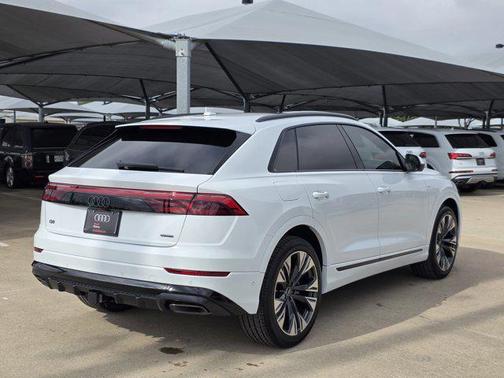 2026 Audi Q8 55 Premium Plus