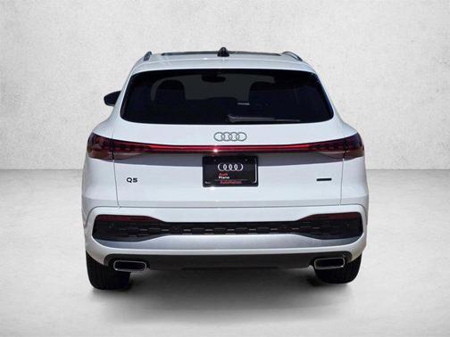 Arkona White 2026 Audi Q5 Premium TFSI quattro S tronic