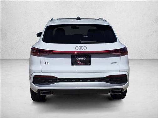 Arkona White 2026 Audi Q5 Premium