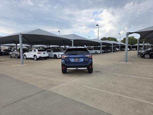 2022 Subaru Outback Touring XT
